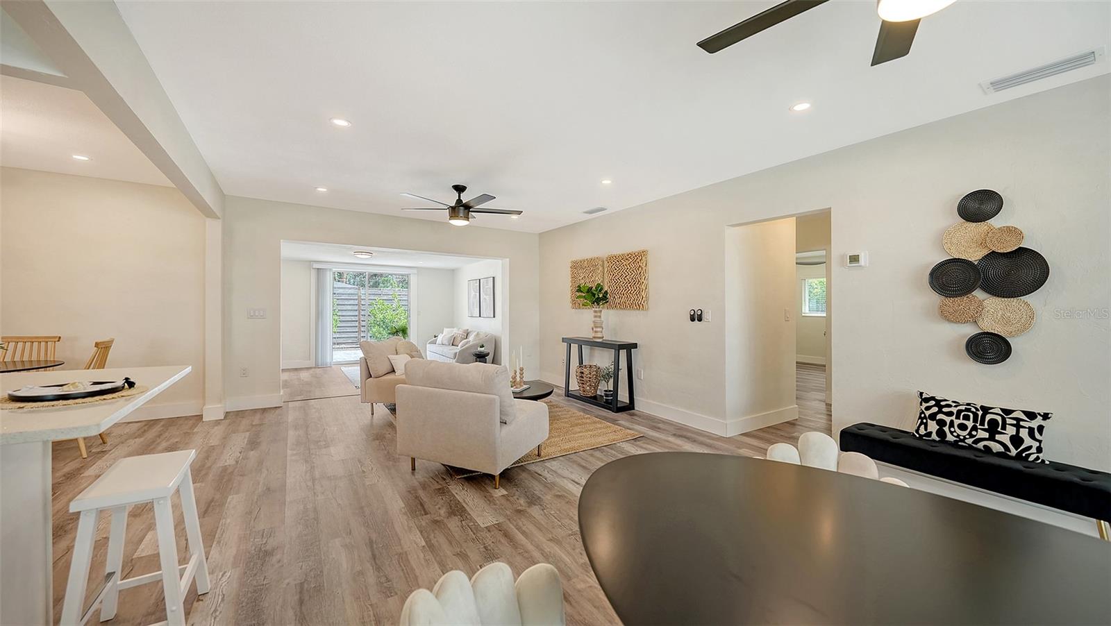 Image 13 of 40 For 2825 Pinecrest Street