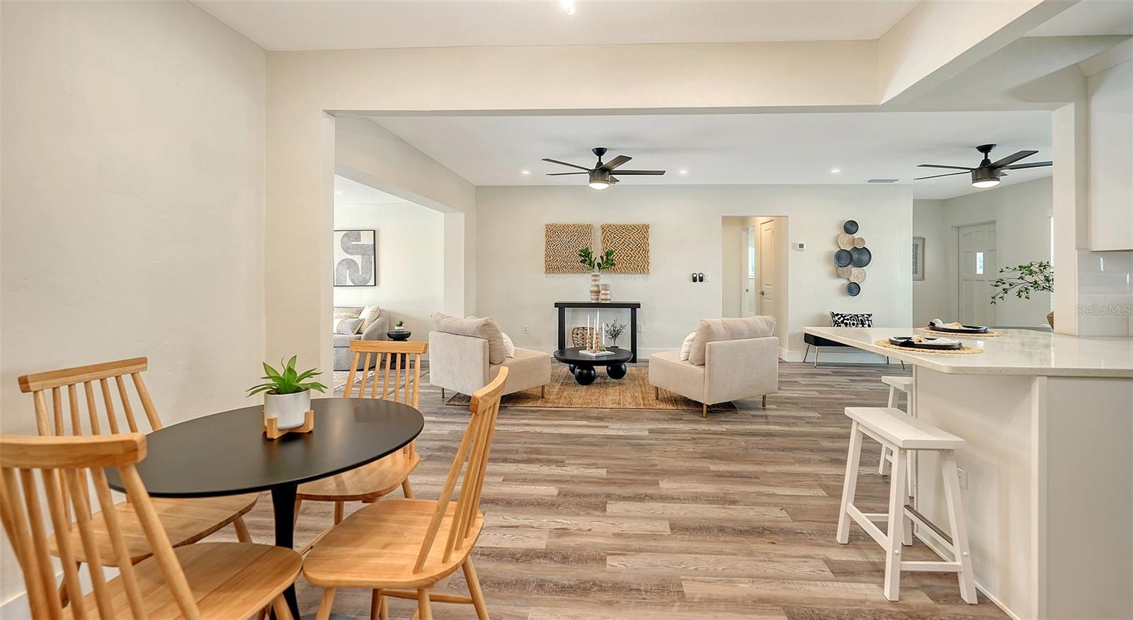 Image 23 of 40 For 2825 Pinecrest Street