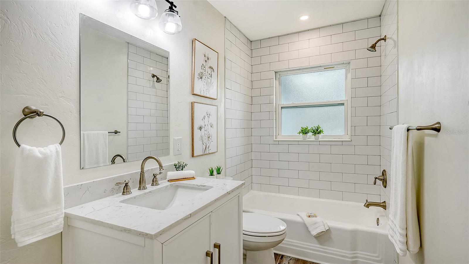 Image 36 of 40 For 2825 Pinecrest Street
