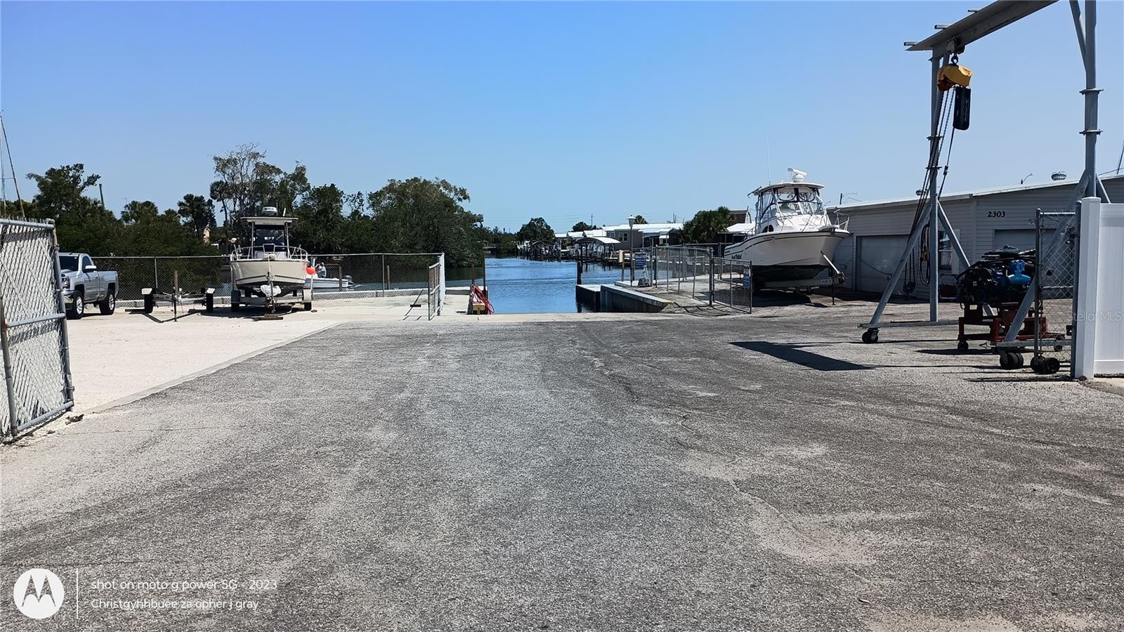 Listing photo id 10 for 1714 Florida Boulevard