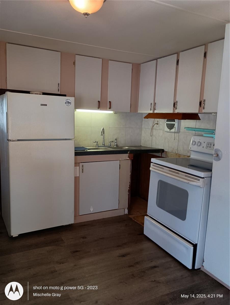 Listing photo id 1 for 1714 Florida Boulevard