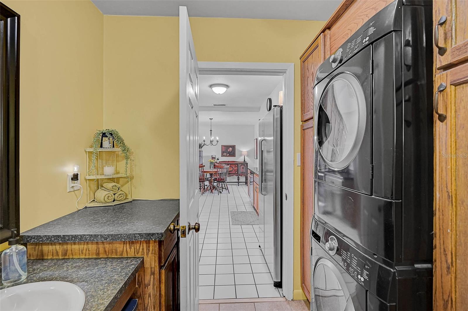 Image 16 of 36 For 2708 27th Avenue Drive W