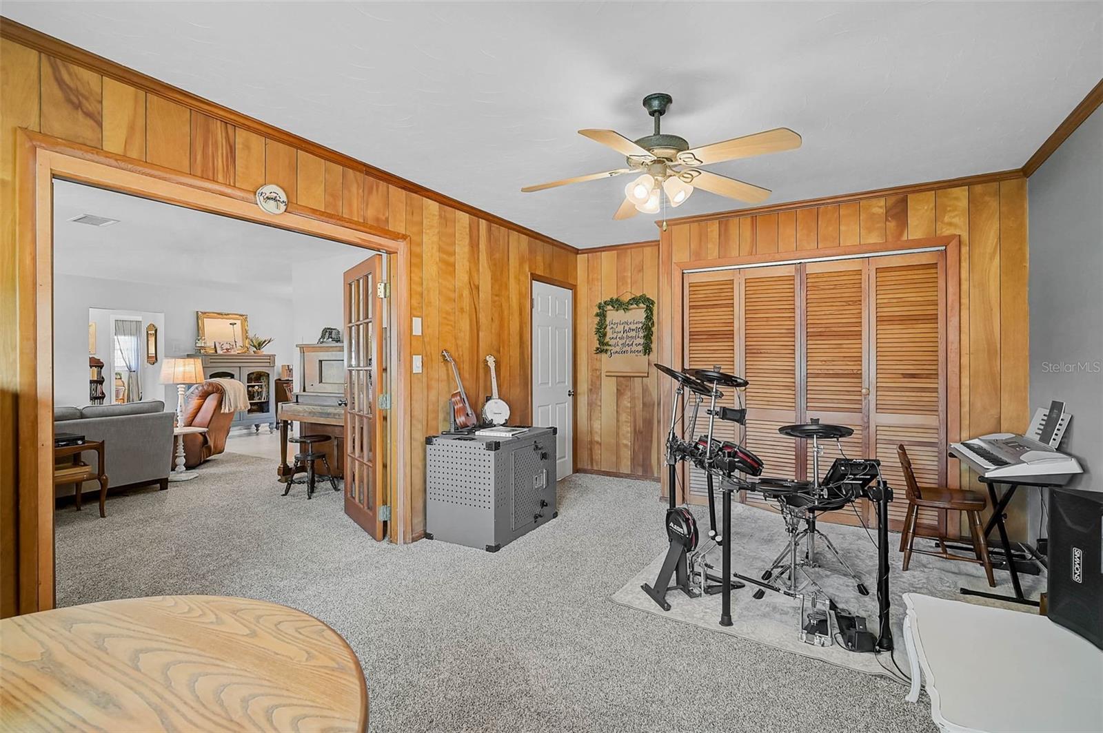 Image 19 of 36 For 2708 27th Avenue Drive W