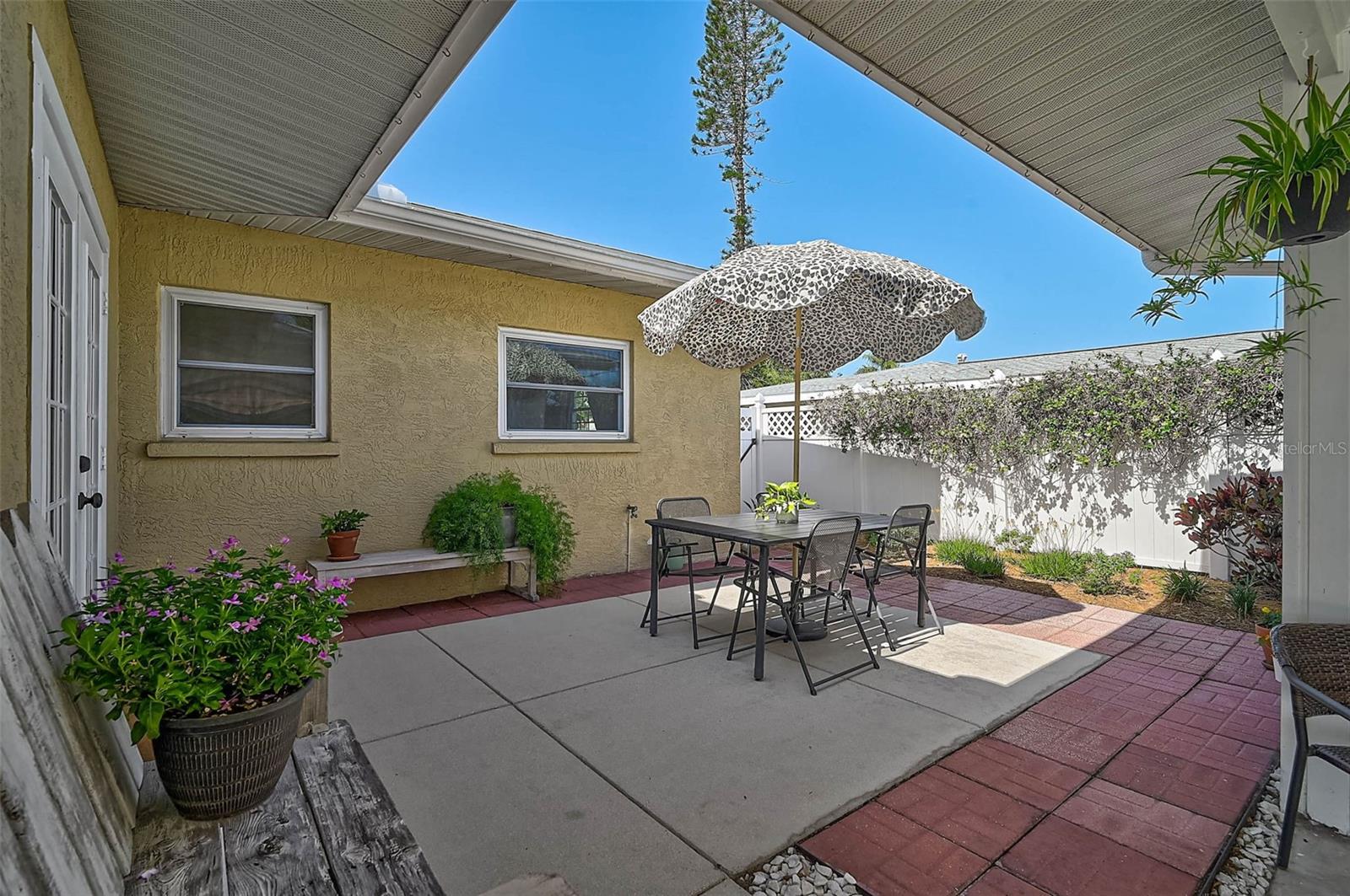 Image 26 of 36 For 2708 27th Avenue Drive W