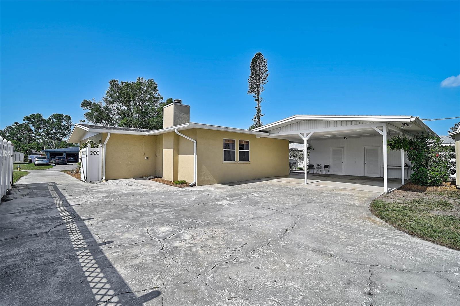 Image 29 of 36 For 2708 27th Avenue Drive W