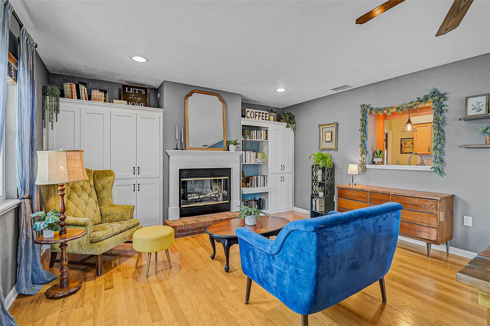 Image 4 of 36 For 2708 27th Avenue Drive W
