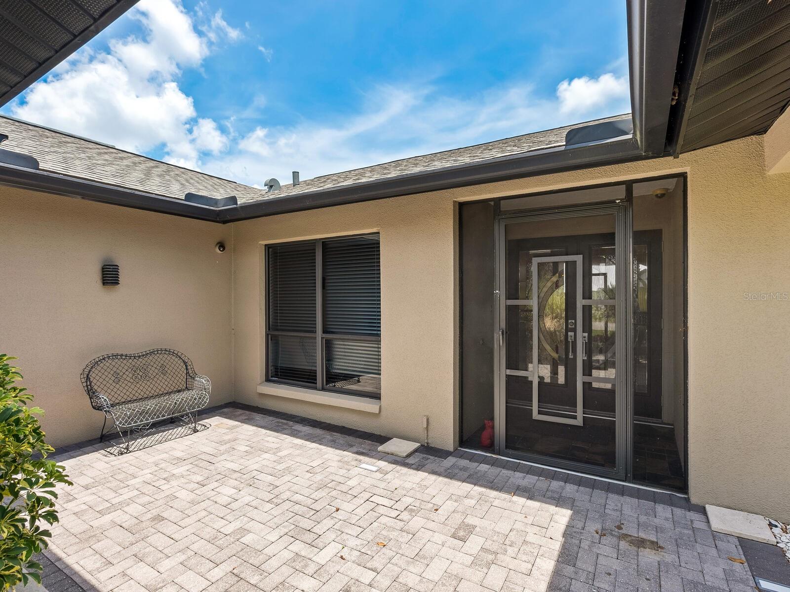 Image 10 of 75 For 3905 Country View Drive