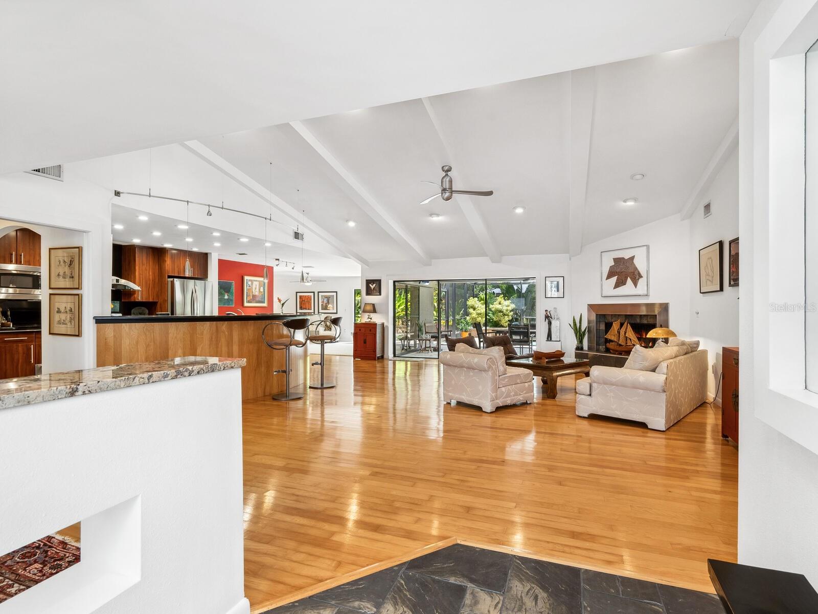 Image 11 of 75 For 3905 Country View Drive