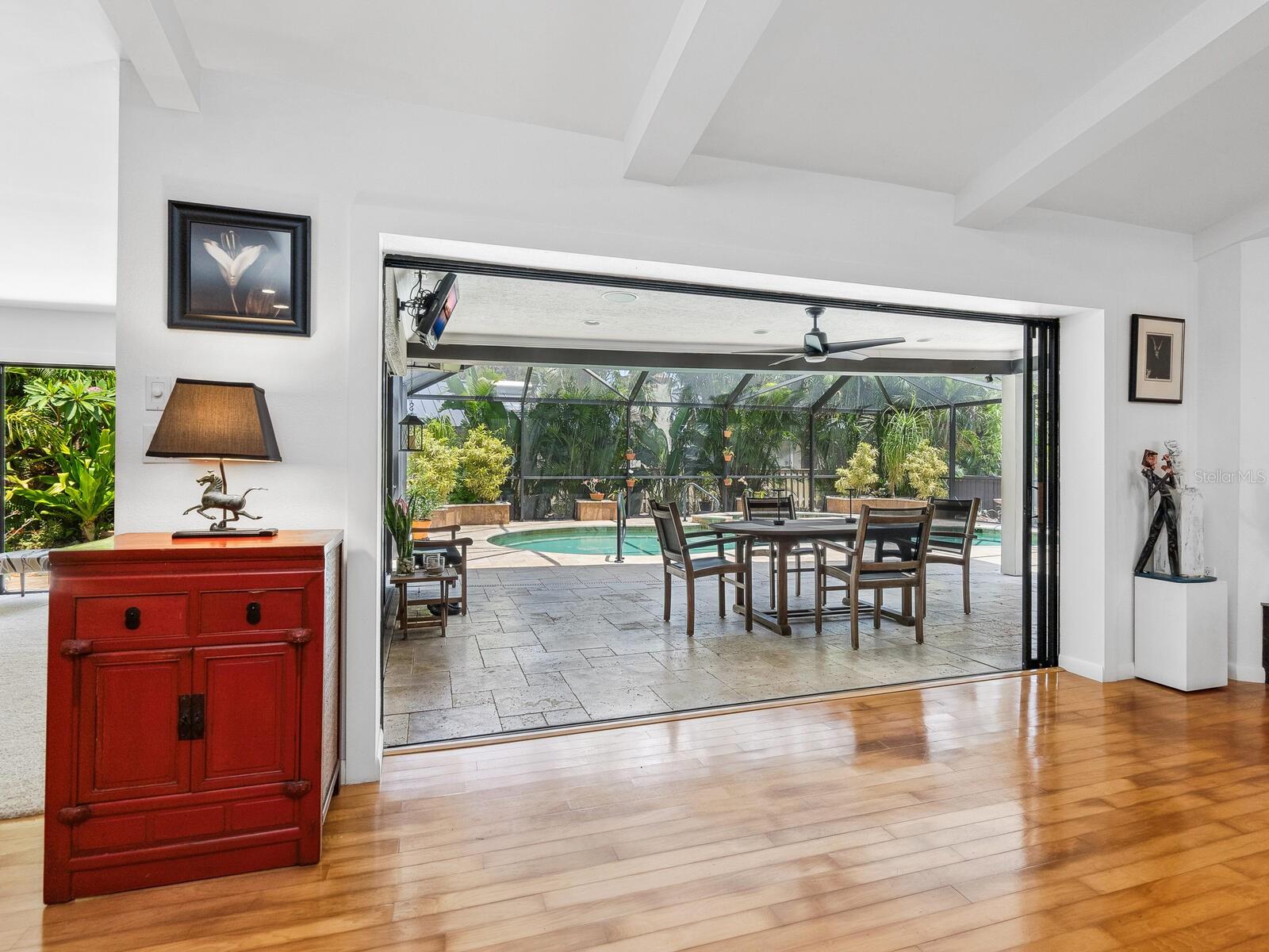 Image 15 of 75 For 3905 Country View Drive