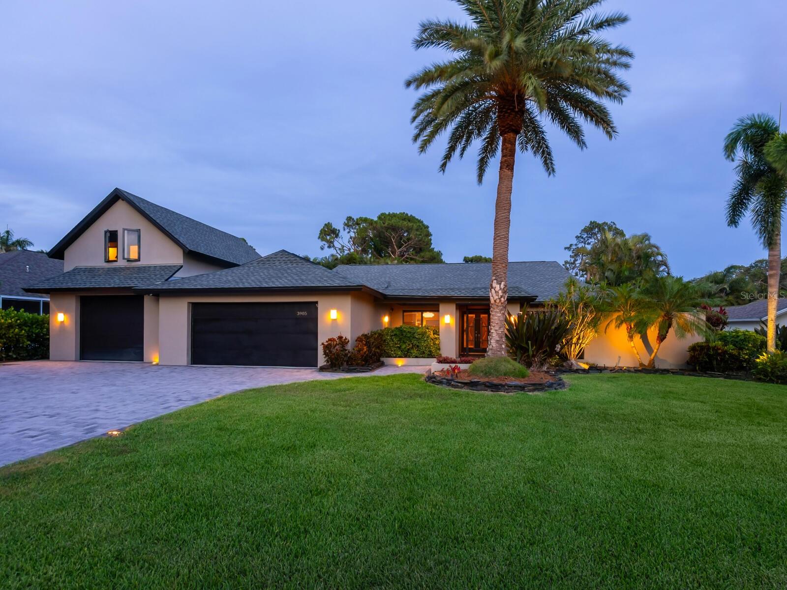 Image 6 of 75 For 3905 Country View Drive