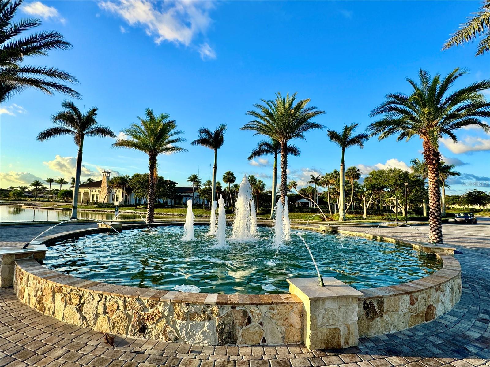 Image 37 of 39 For 336 Villoresi Boulevard