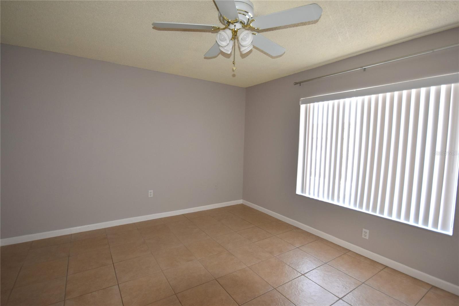 Image 16 of 25 For 2729 Hidden Lake Boulevard D