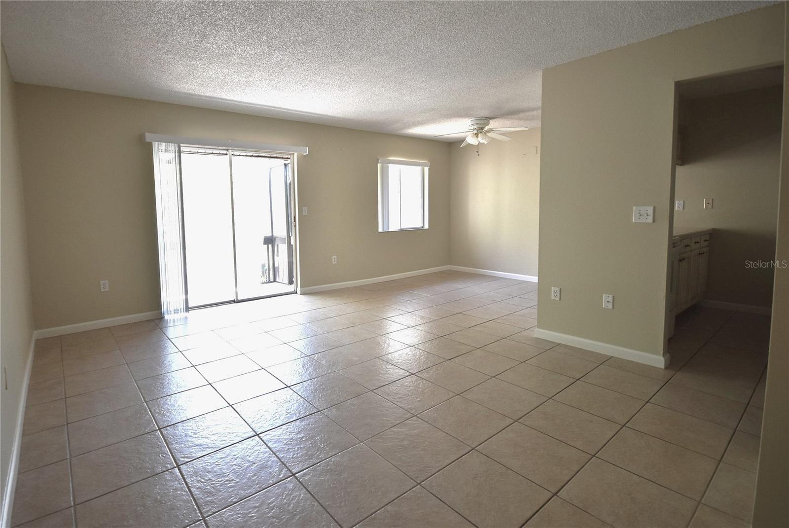 Image 4 of 25 For 2729 Hidden Lake Boulevard D