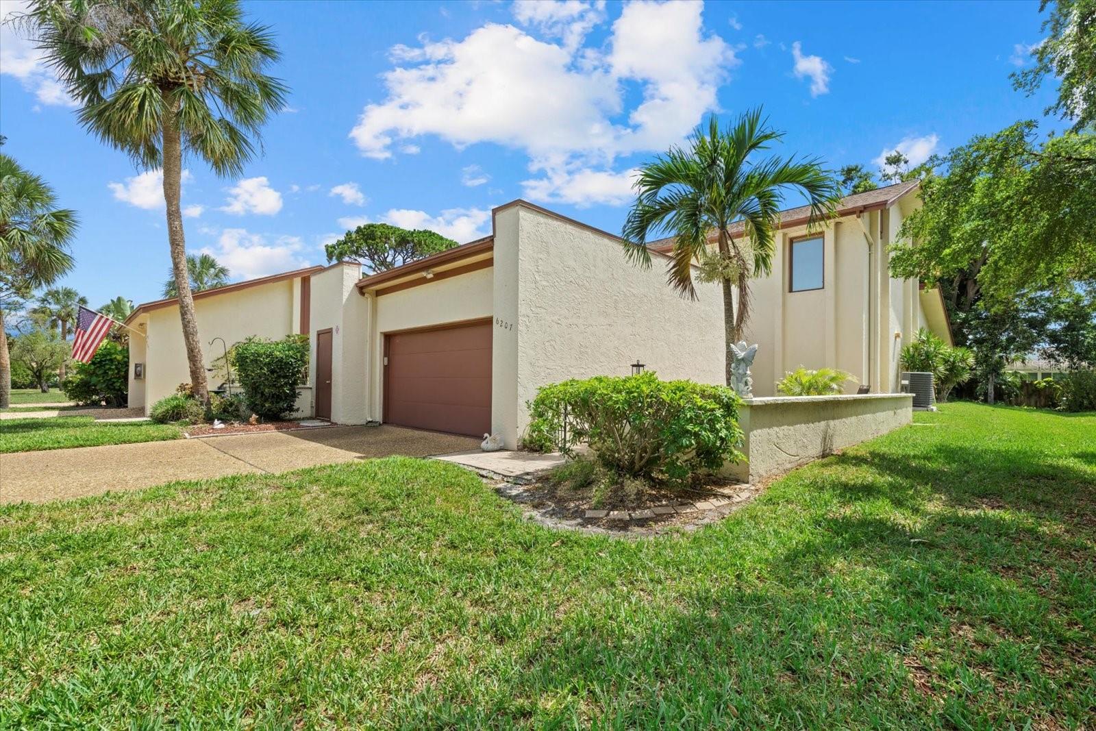 Details for 6207 Courtside Drive 23, BRADENTON, FL 34210