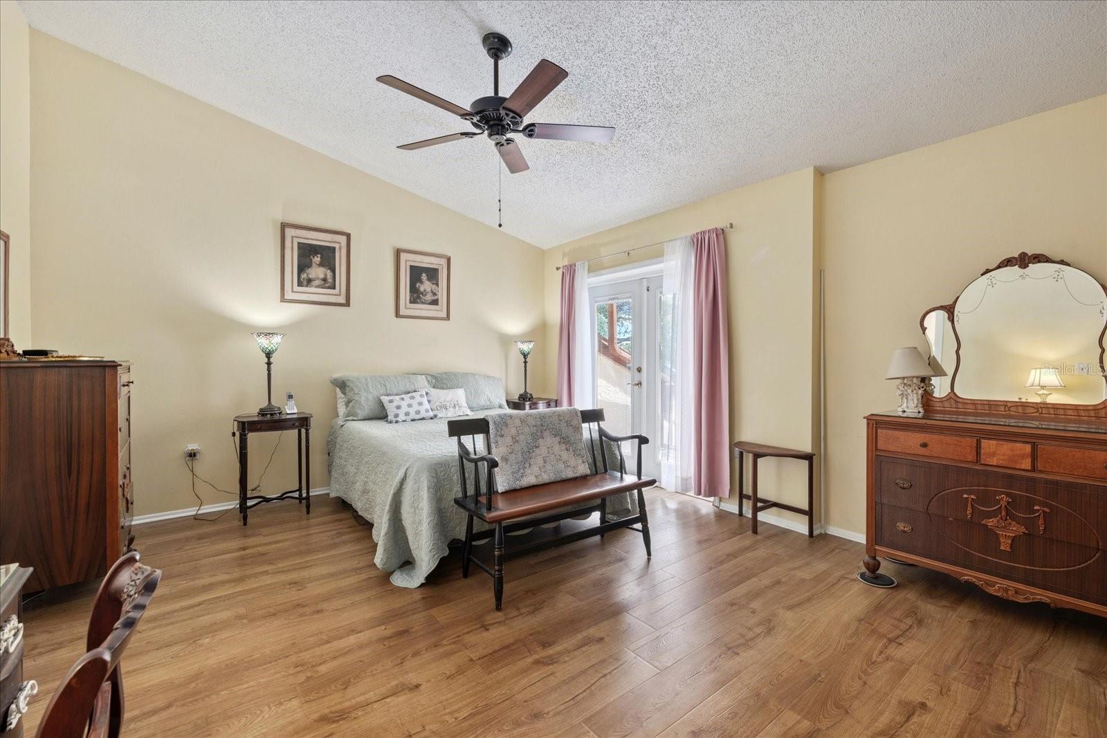 Image 20 of 40 For 6207 Courtside Drive 23