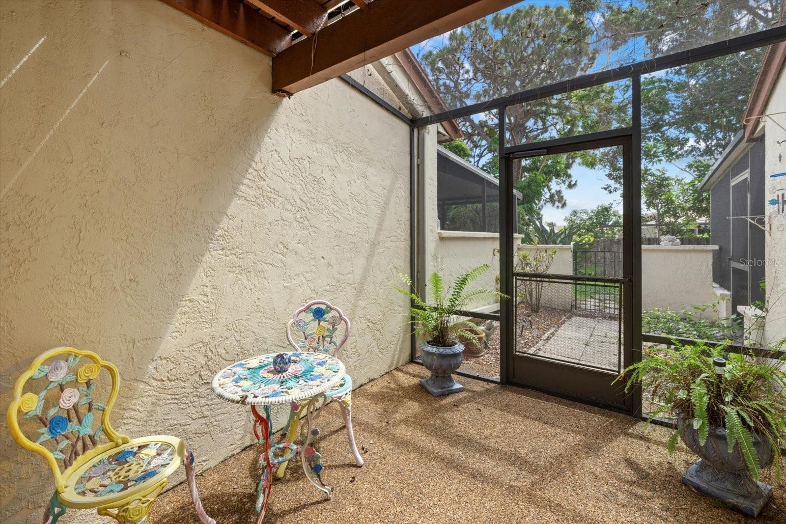 Image 26 of 40 For 6207 Courtside Drive 23