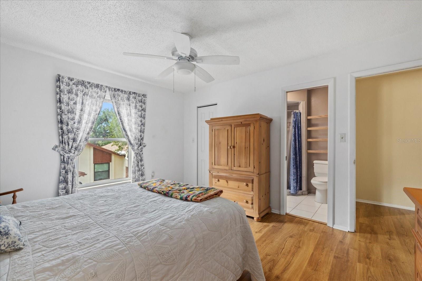 Image 29 of 40 For 6207 Courtside Drive 23