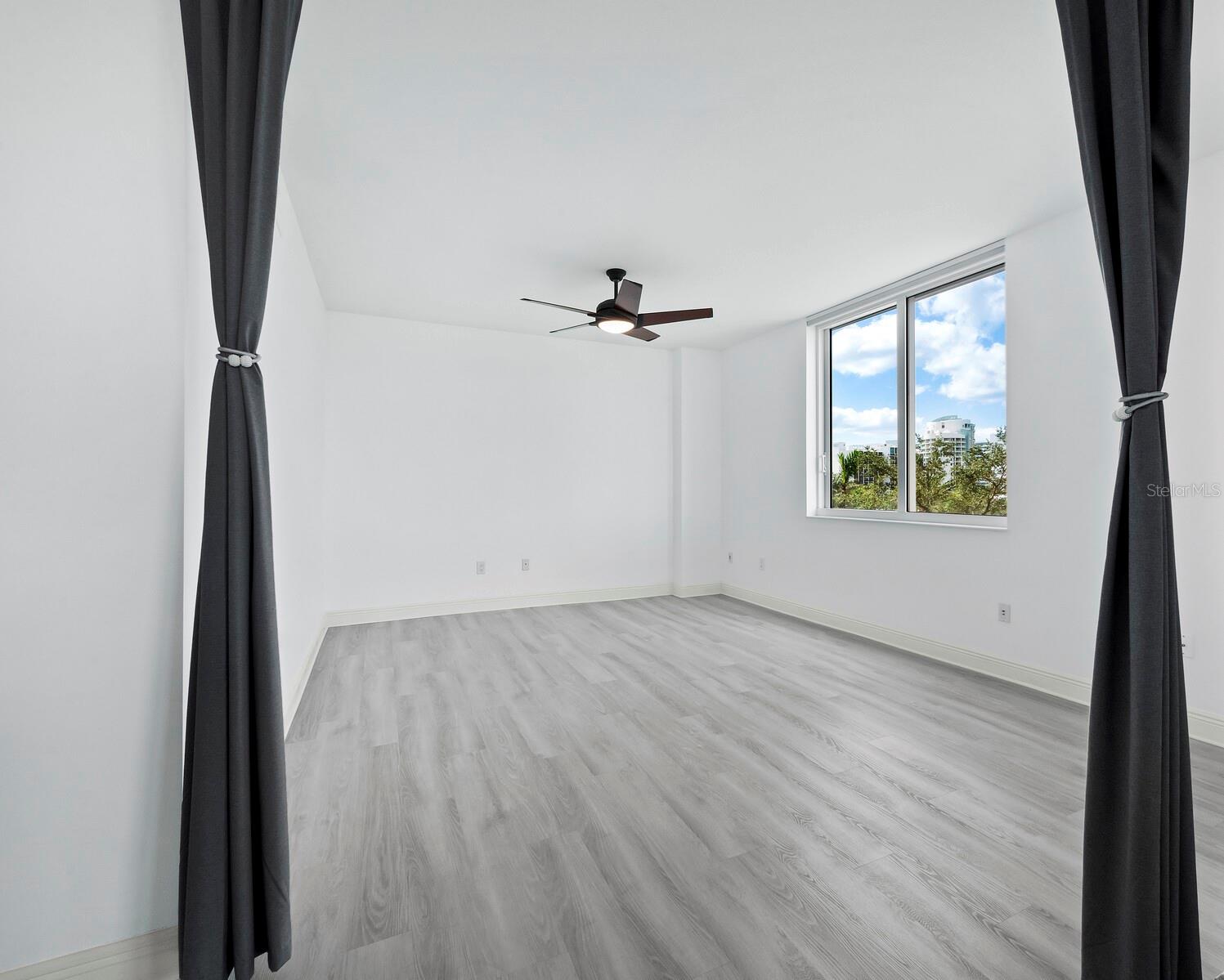 Image 12 of 63 For 800 Tamiami Trail 307