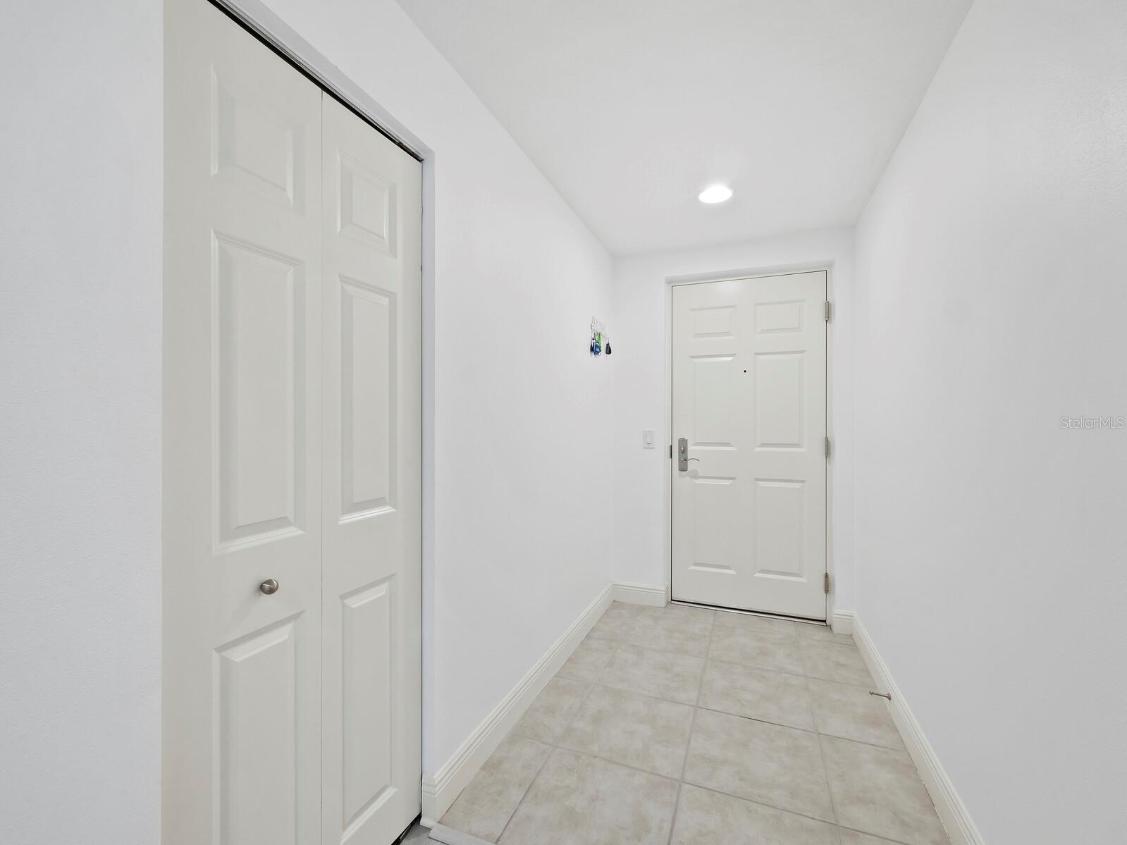 Image 3 of 63 For 800 Tamiami Trail 307