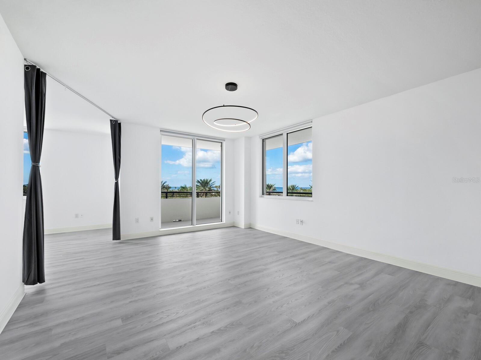 Image 9 of 63 For 800 Tamiami Trail 307