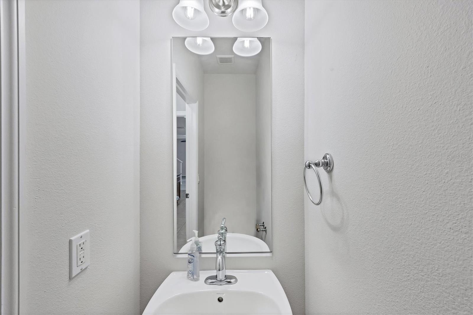 Image 26 of 40 For 3760 82nd Avenue Circle E 102