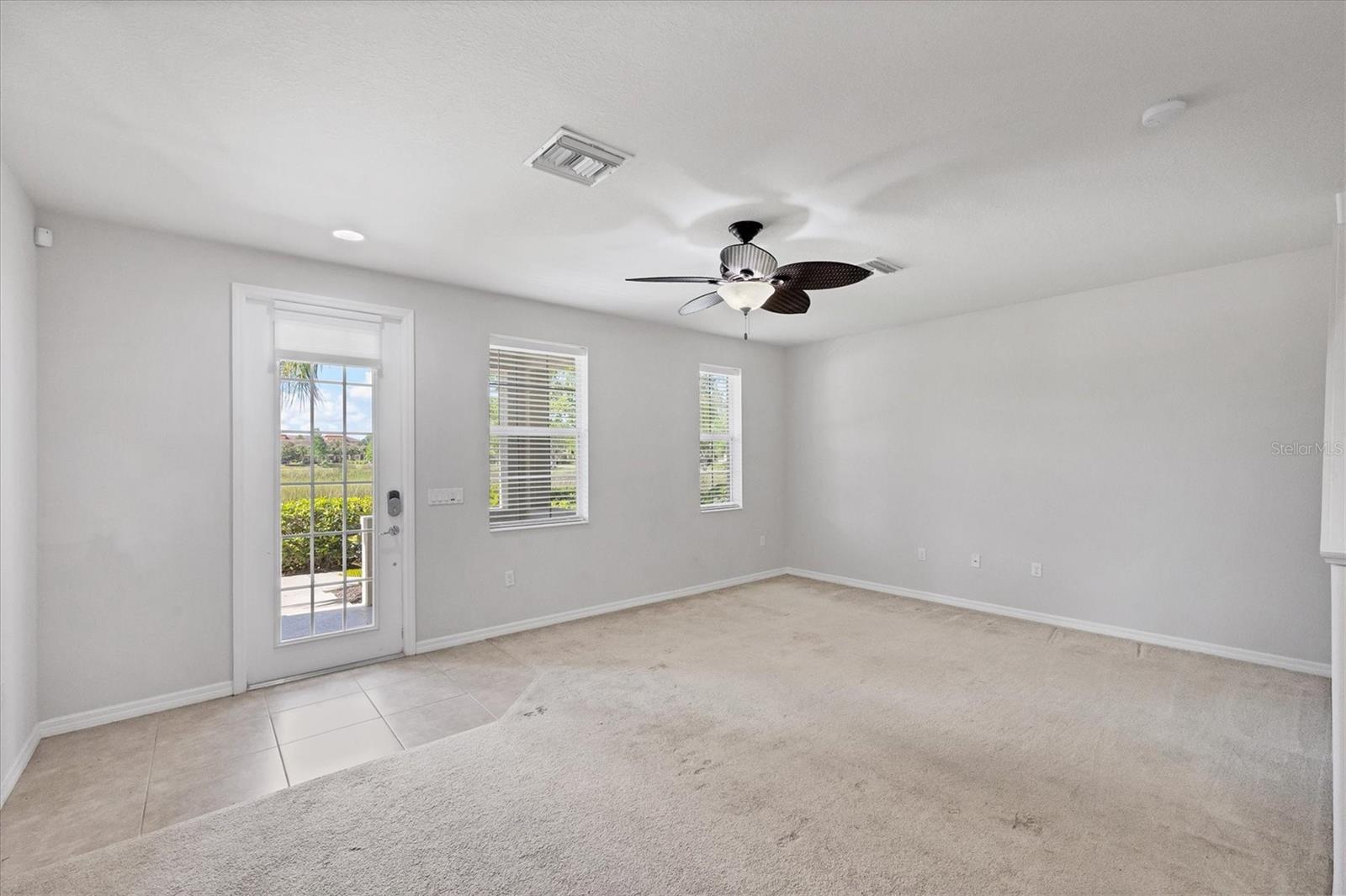 Image 4 of 40 For 3760 82nd Avenue Circle E 102