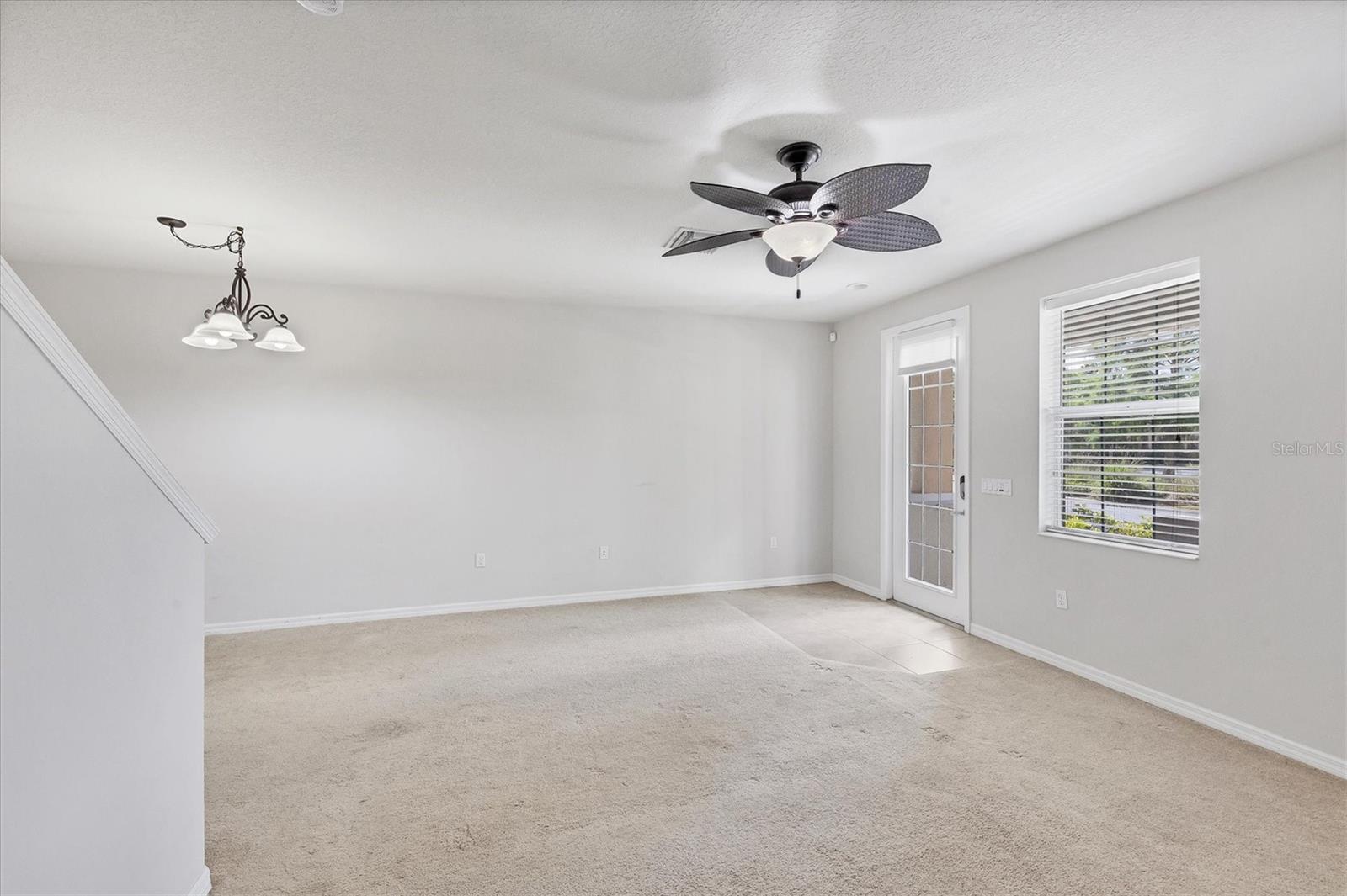 Image 7 of 40 For 3760 82nd Avenue Circle E 102