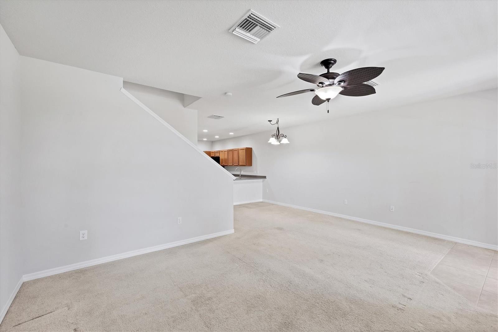 Image 8 of 40 For 3760 82nd Avenue Circle E 102