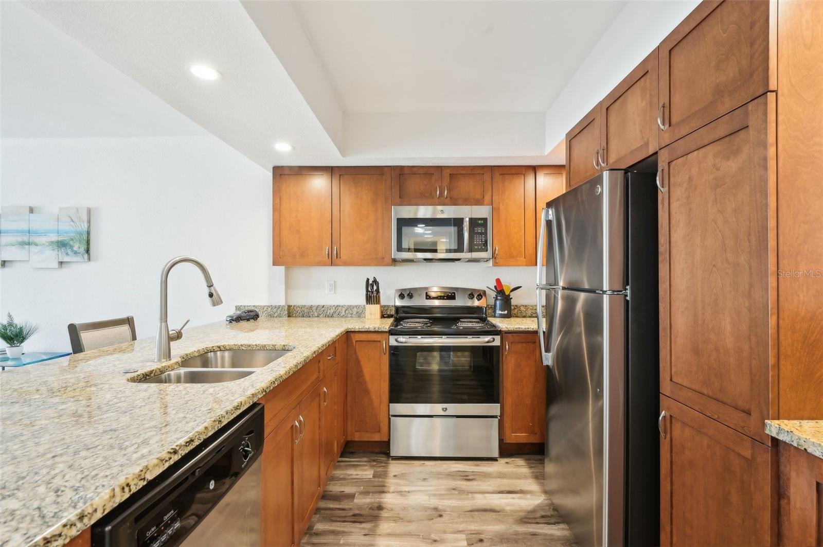 Image 12 of 46 For 101 Gulfstream Avenue 6c