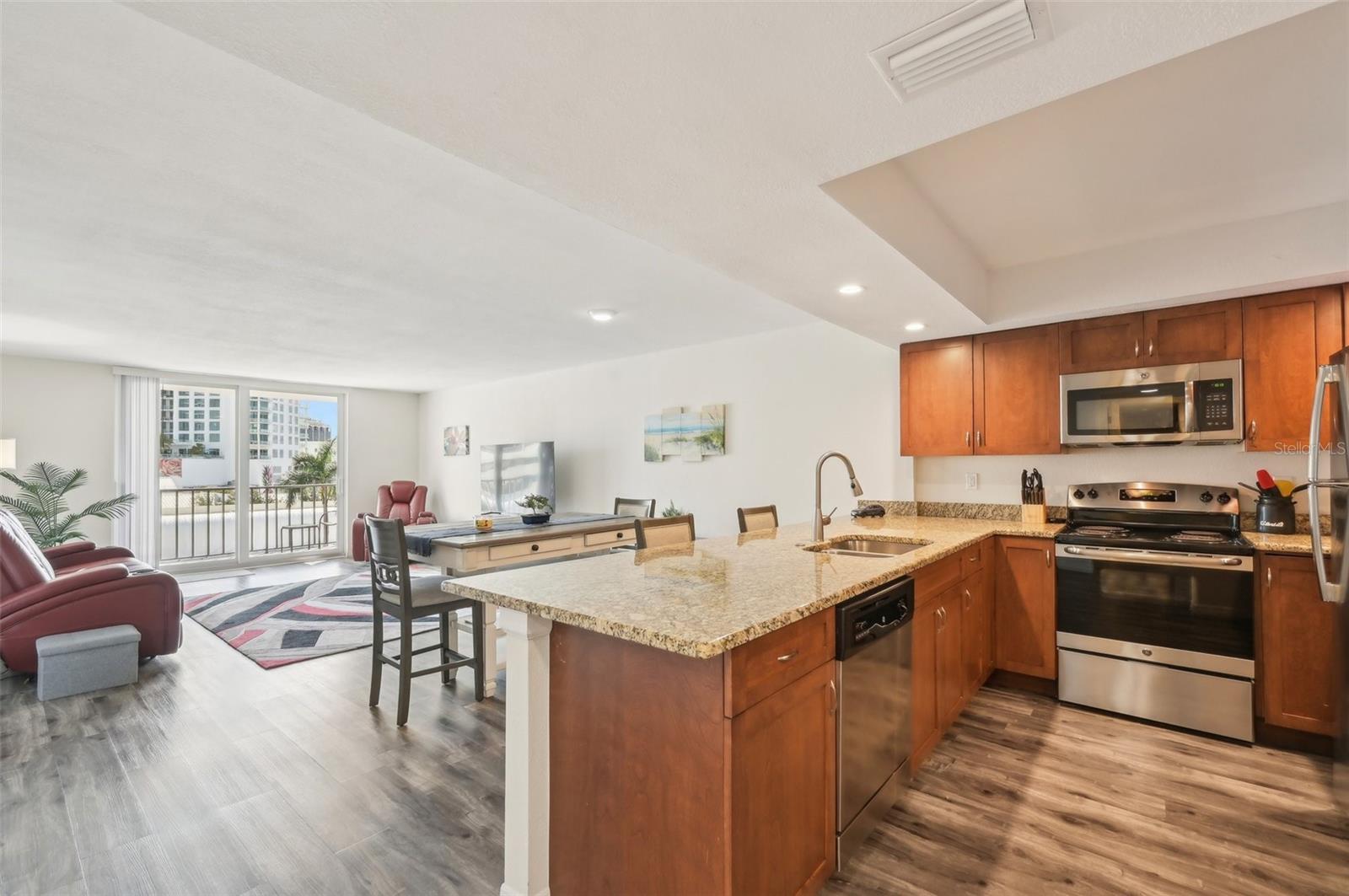 Image 13 of 46 For 101 Gulfstream Avenue 6c