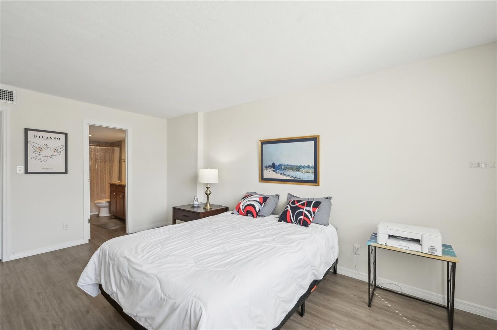 Image 19 of 46 For 101 Gulfstream Avenue 6c