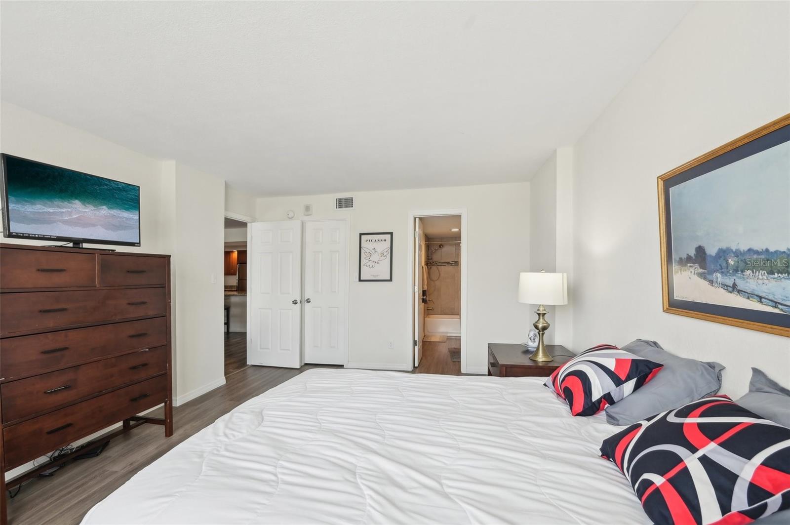 Image 20 of 46 For 101 Gulfstream Avenue 6c