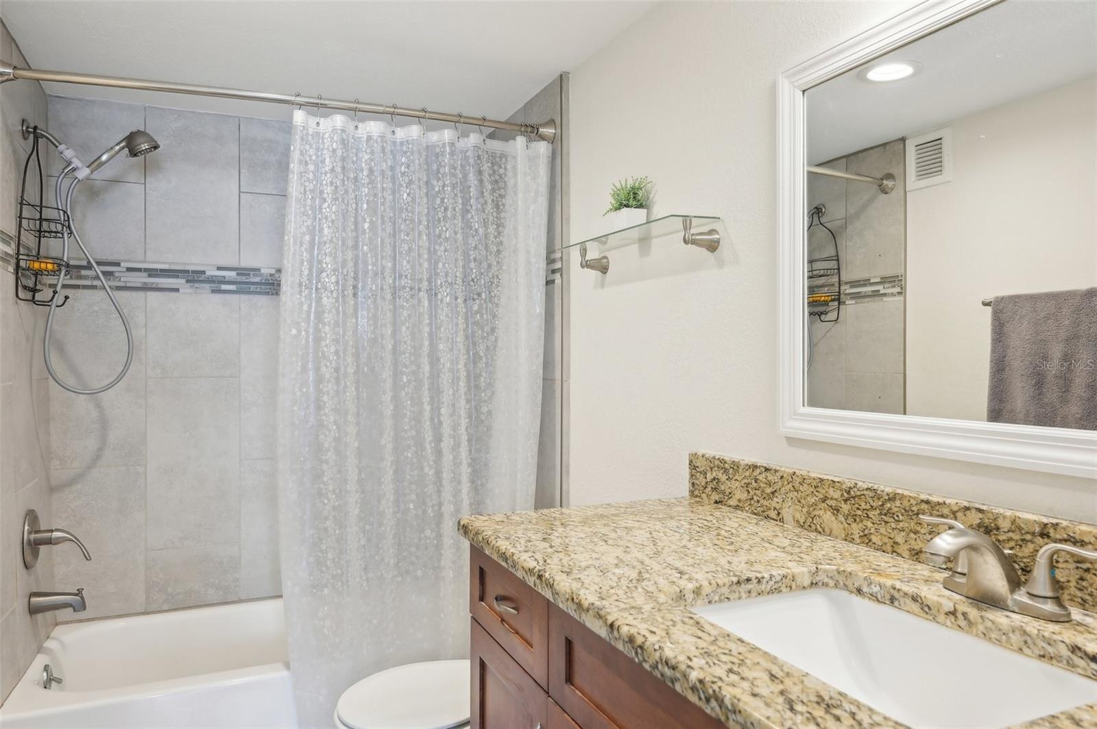 Image 23 of 46 For 101 Gulfstream Avenue 6c