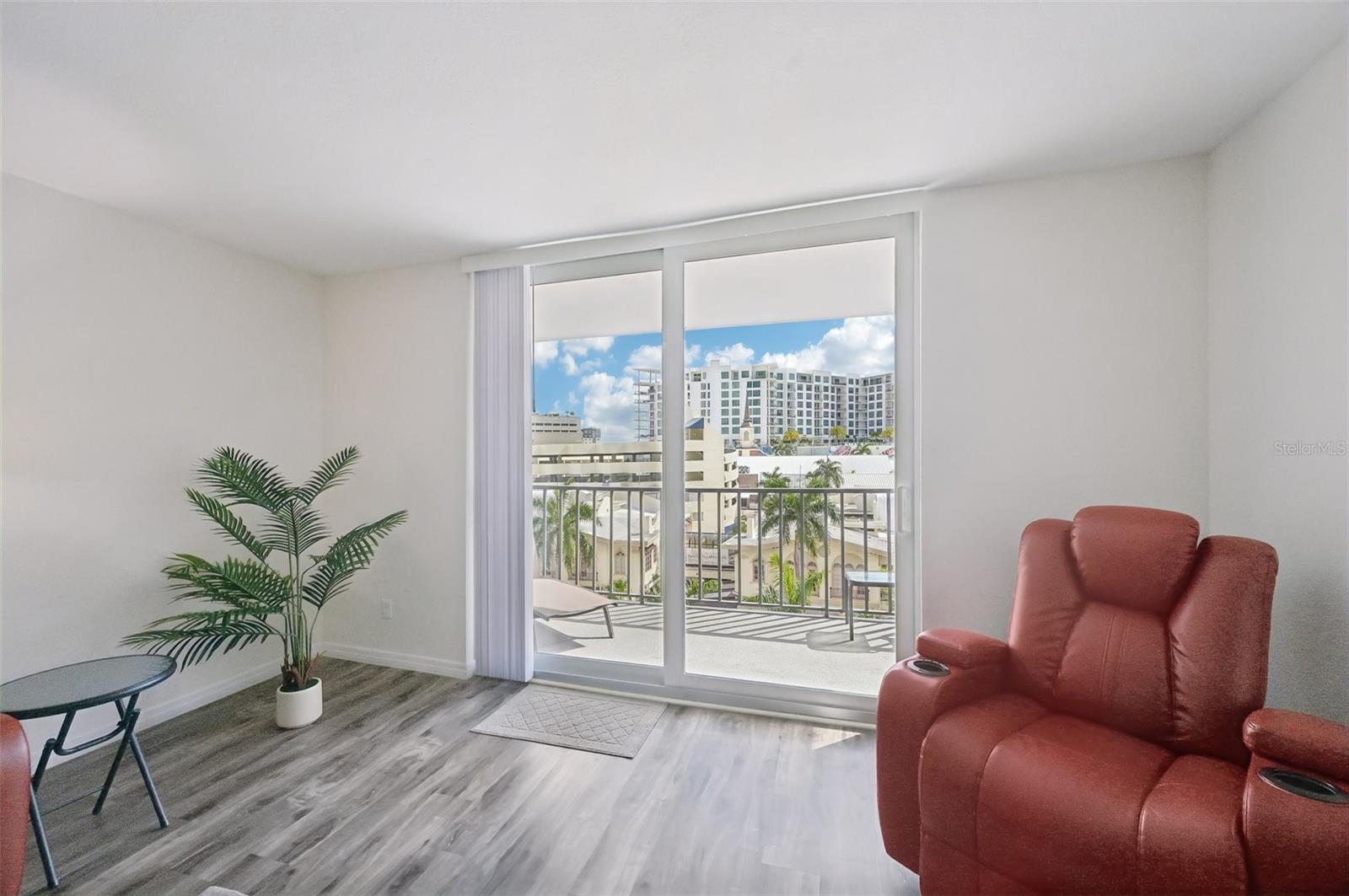 Image 7 of 46 For 101 Gulfstream Avenue 6c