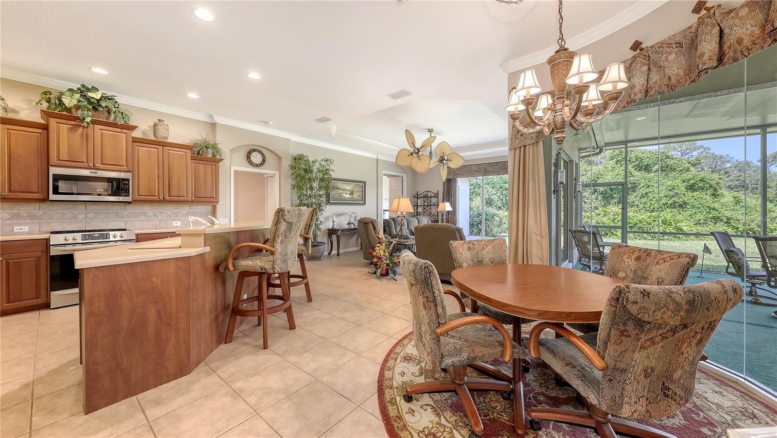 Image 16 of 85 For 4920 Woodhurst Drive
