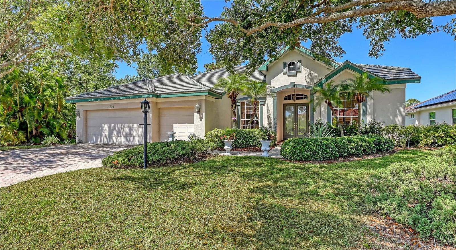 Image 2 of 85 For 4920 Woodhurst Drive