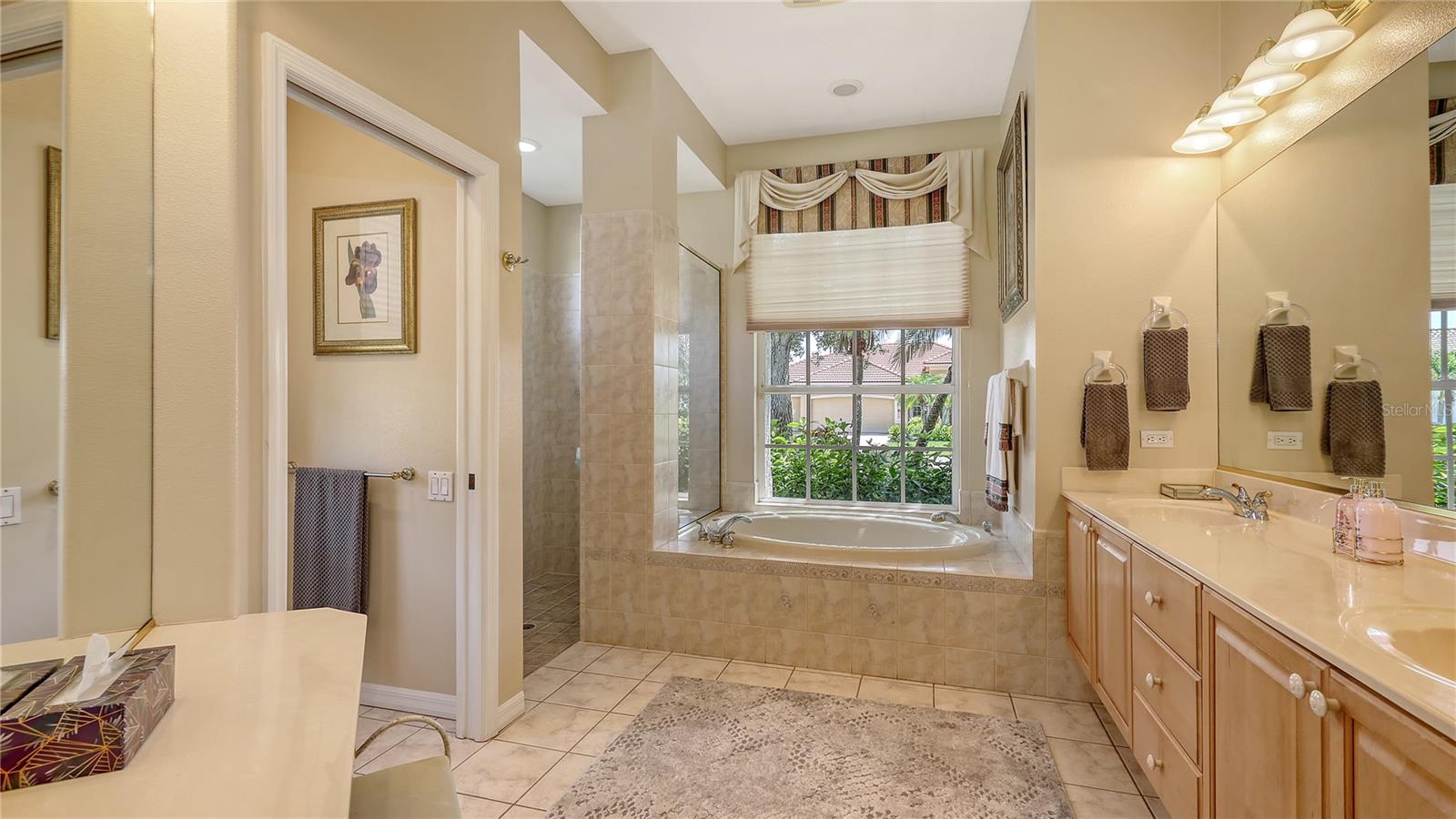 Image 34 of 85 For 4920 Woodhurst Drive