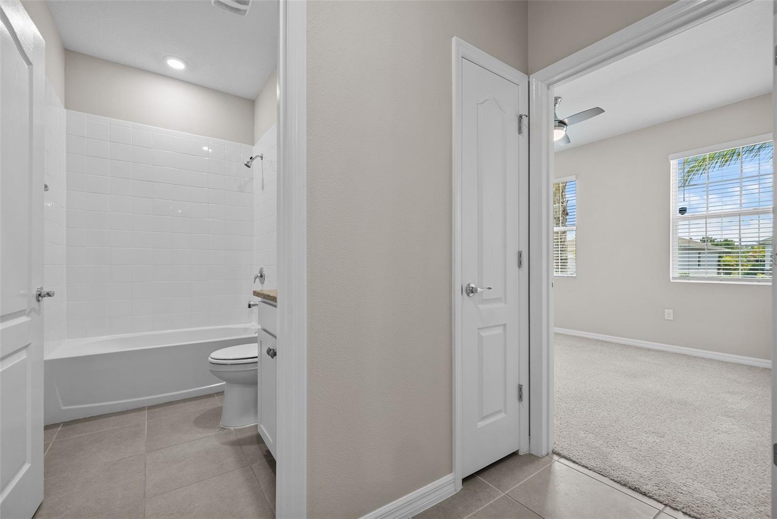 Image 41 of 78 For 13915 Mount Laurel Trail