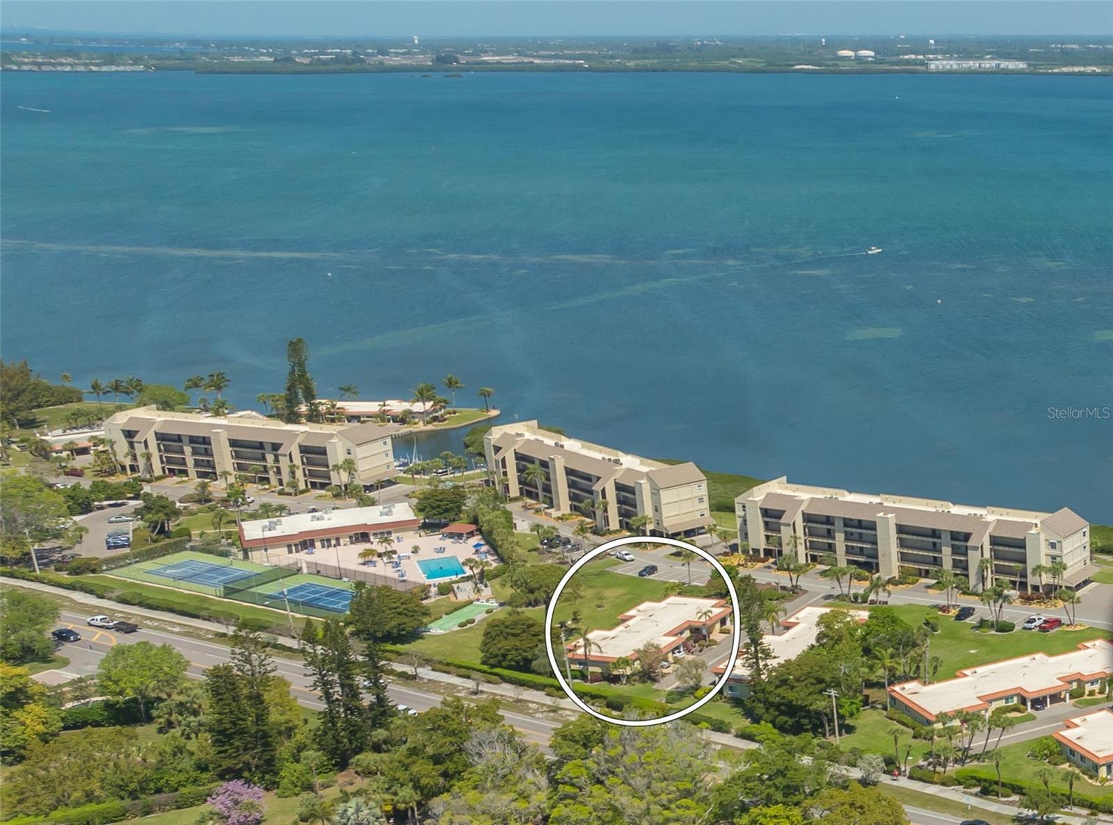 Image 26 of 74 For 4840 Gulf Of Mexico Drive Villa 15