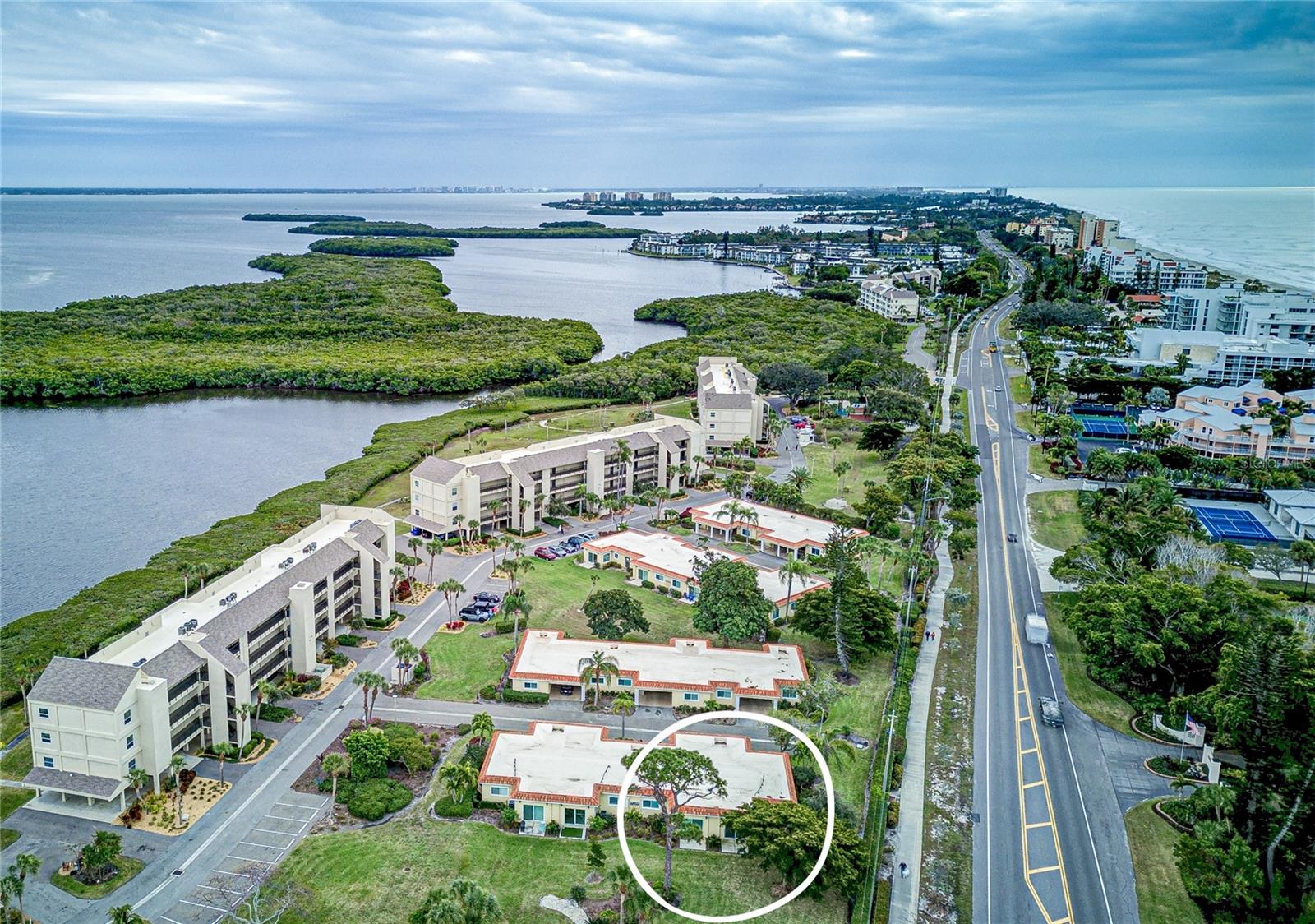 Image 27 of 74 For 4840 Gulf Of Mexico Drive Villa 15