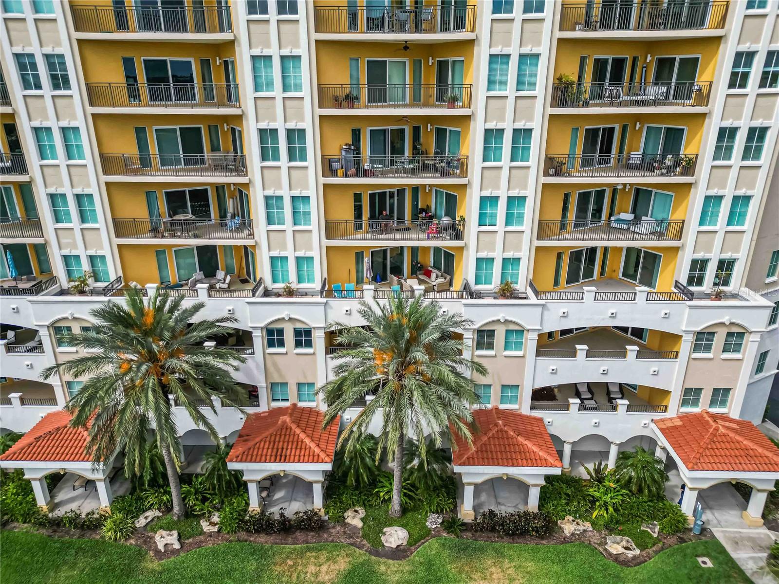 Listing photo id 20 for 501 Haben Boulevard 303