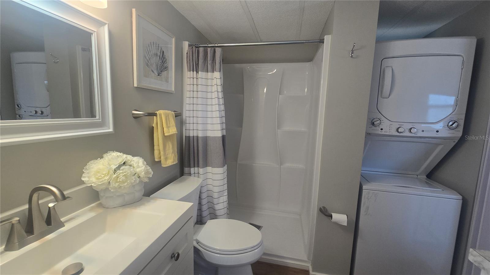 Image 17 of 48 For 5316 53rd Avenue E I10