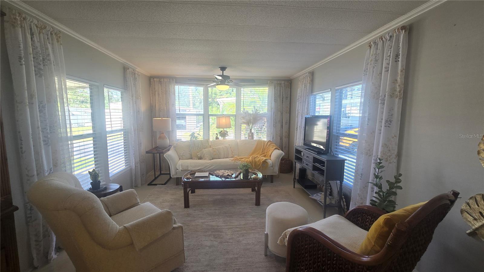 Image 9 of 48 For 5316 53rd Avenue E I10