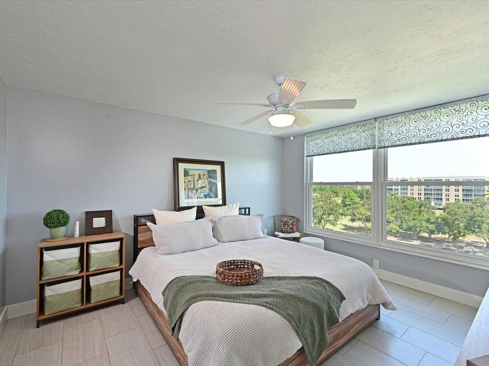 Image 20 of 59 For 4550 Pinebrook Circle 608