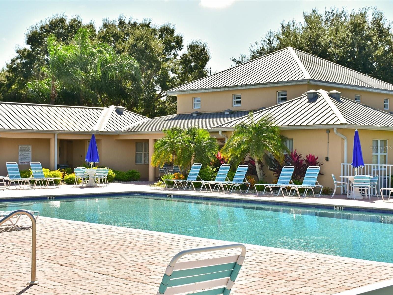 Image 48 of 59 For 4550 Pinebrook Circle 608