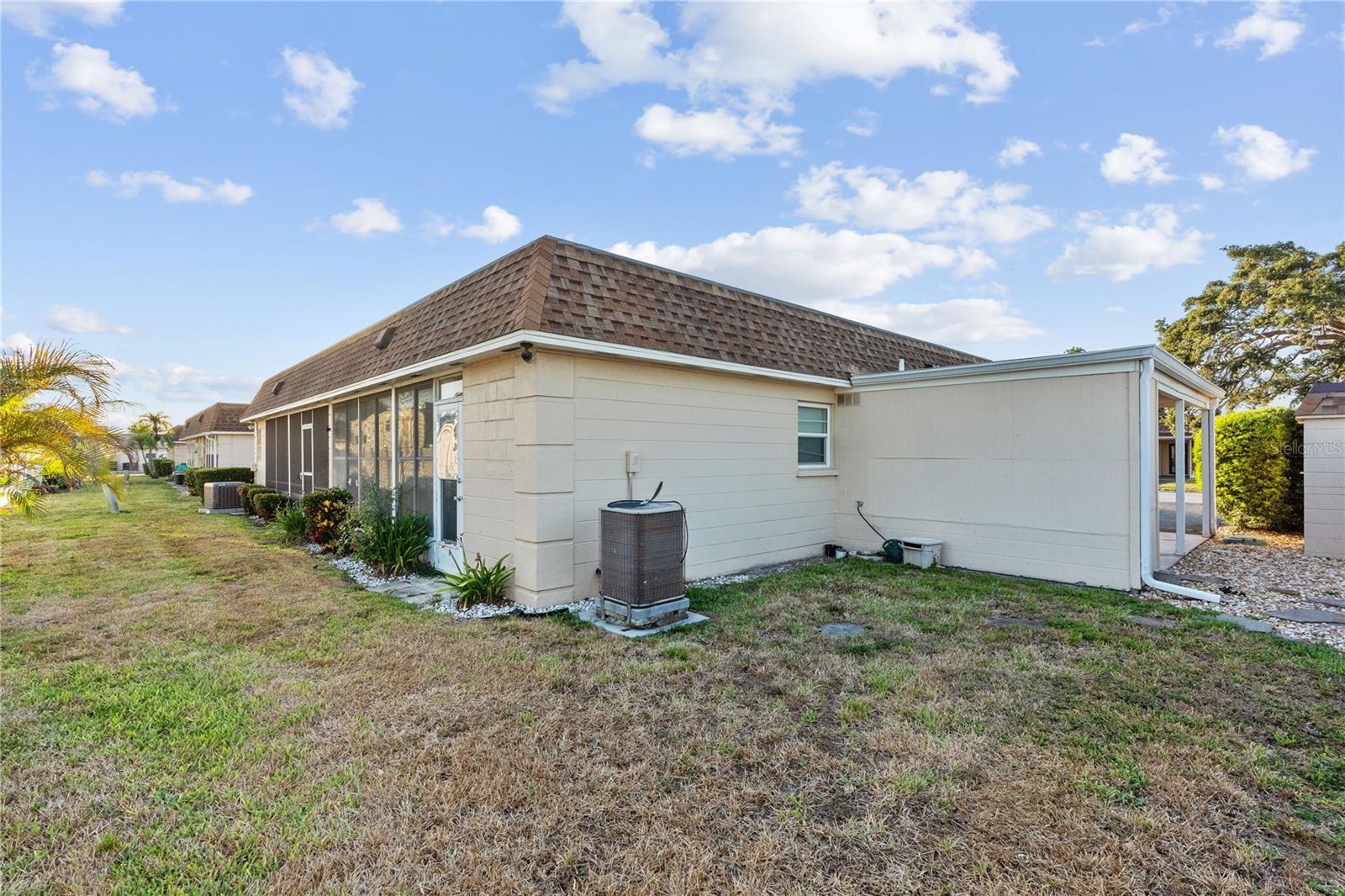 Image 29 of 32 For 505 47th Avenue Drive W