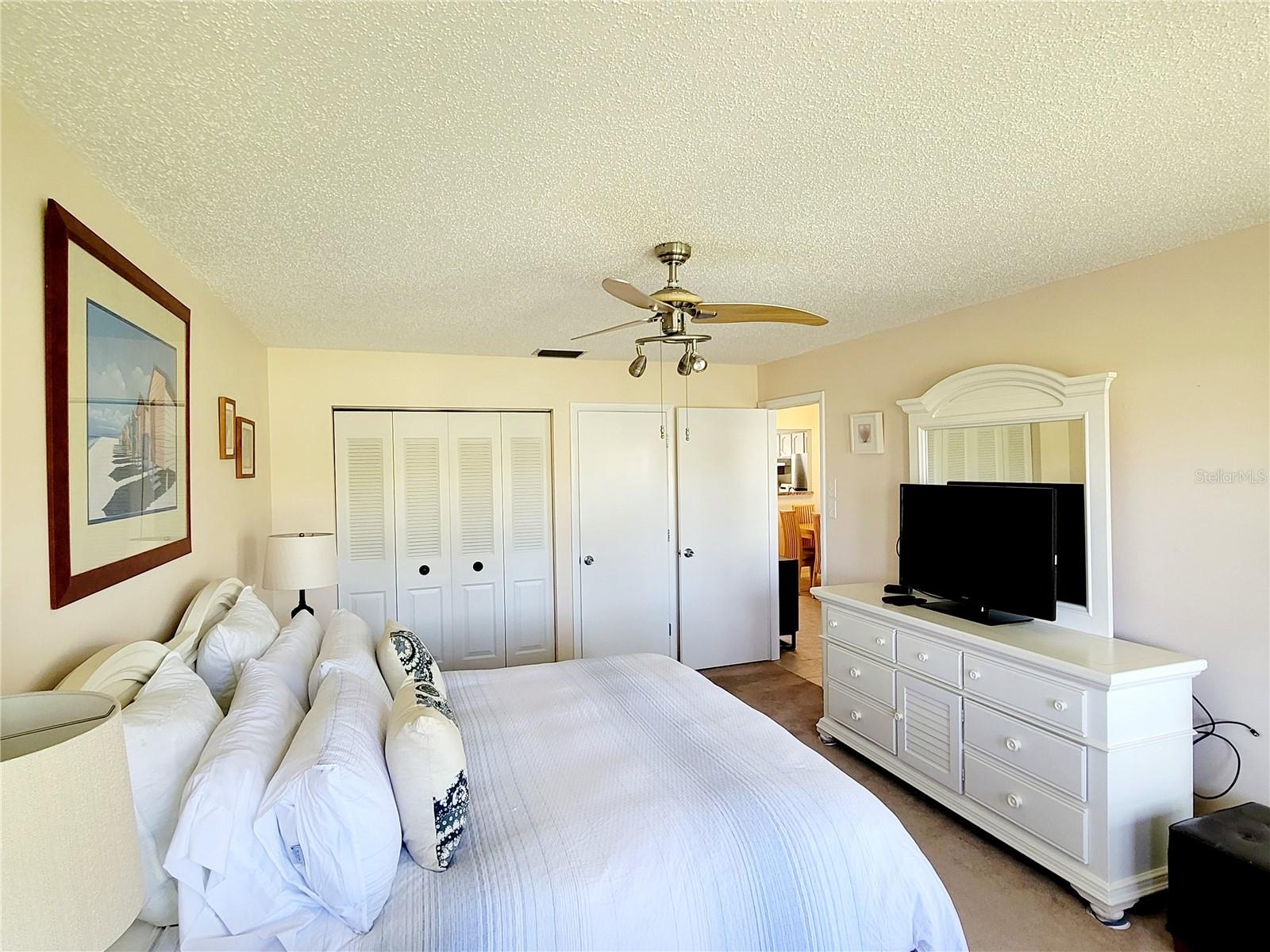 Listing photo id 23 for 5147 Willow Links 18