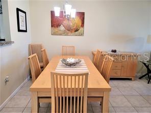 Listing photo id 6 for 5147 Willow Links 18