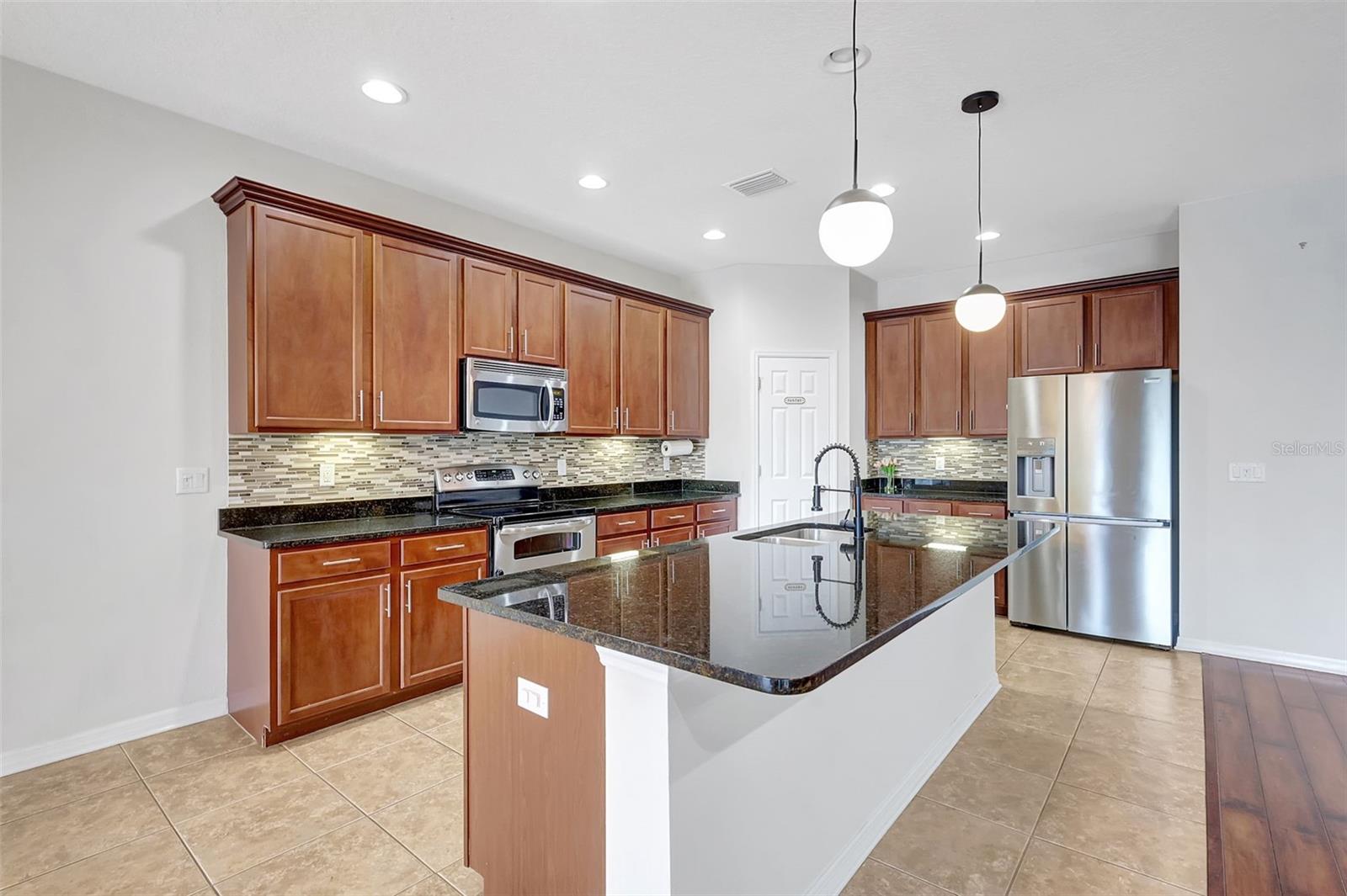 Image 14 of 64 For 7705 55th Street E