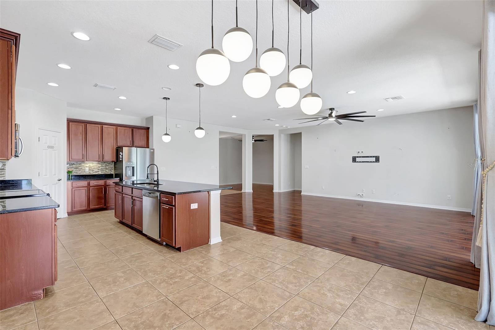 Image 18 of 64 For 7705 55th Street E